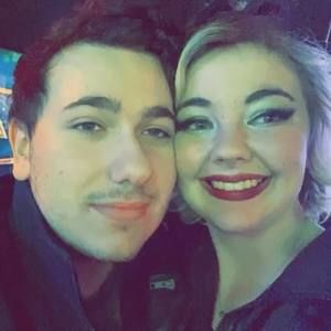 Meet your Posher, Claudia